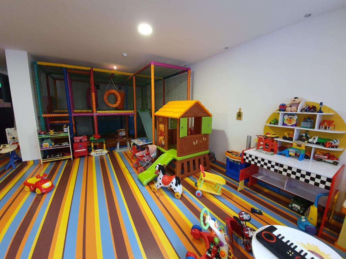 Pinewood Ang Apartment, Semiramida Borovets Hills 외부 사진